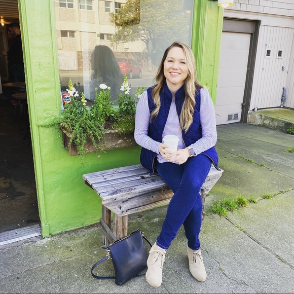 Meet your Posher, Allison - Picture 3 of 4